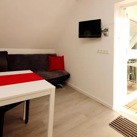 Am Apfelgarten-3 Mit Pkw-parkplatz, Christianiweg Apartman *