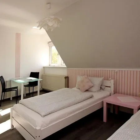 Am Apfelgarten-3 Mit Pkw-parkplatz, Christianiweg